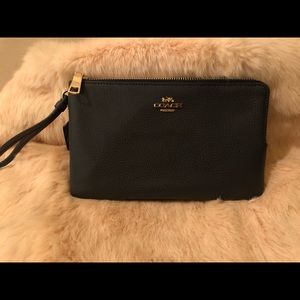 Authentic Coach DBL ZIP WALLET/ Wristlet